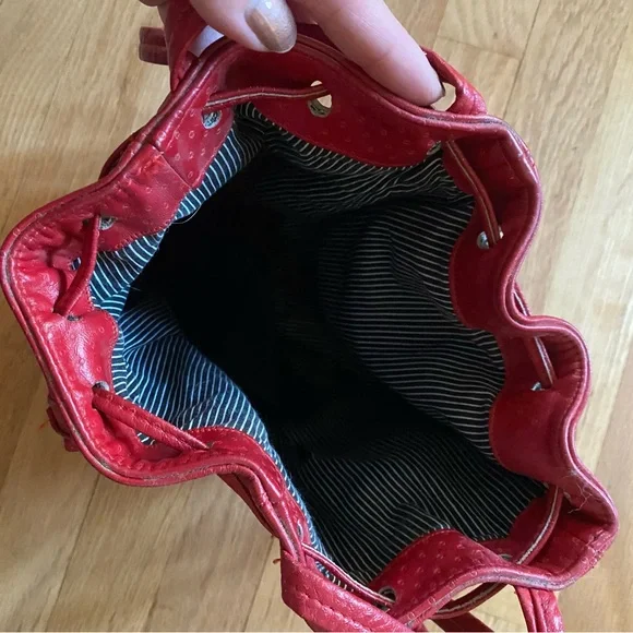 Red Leather Women's Bag - Picture 5 of 8